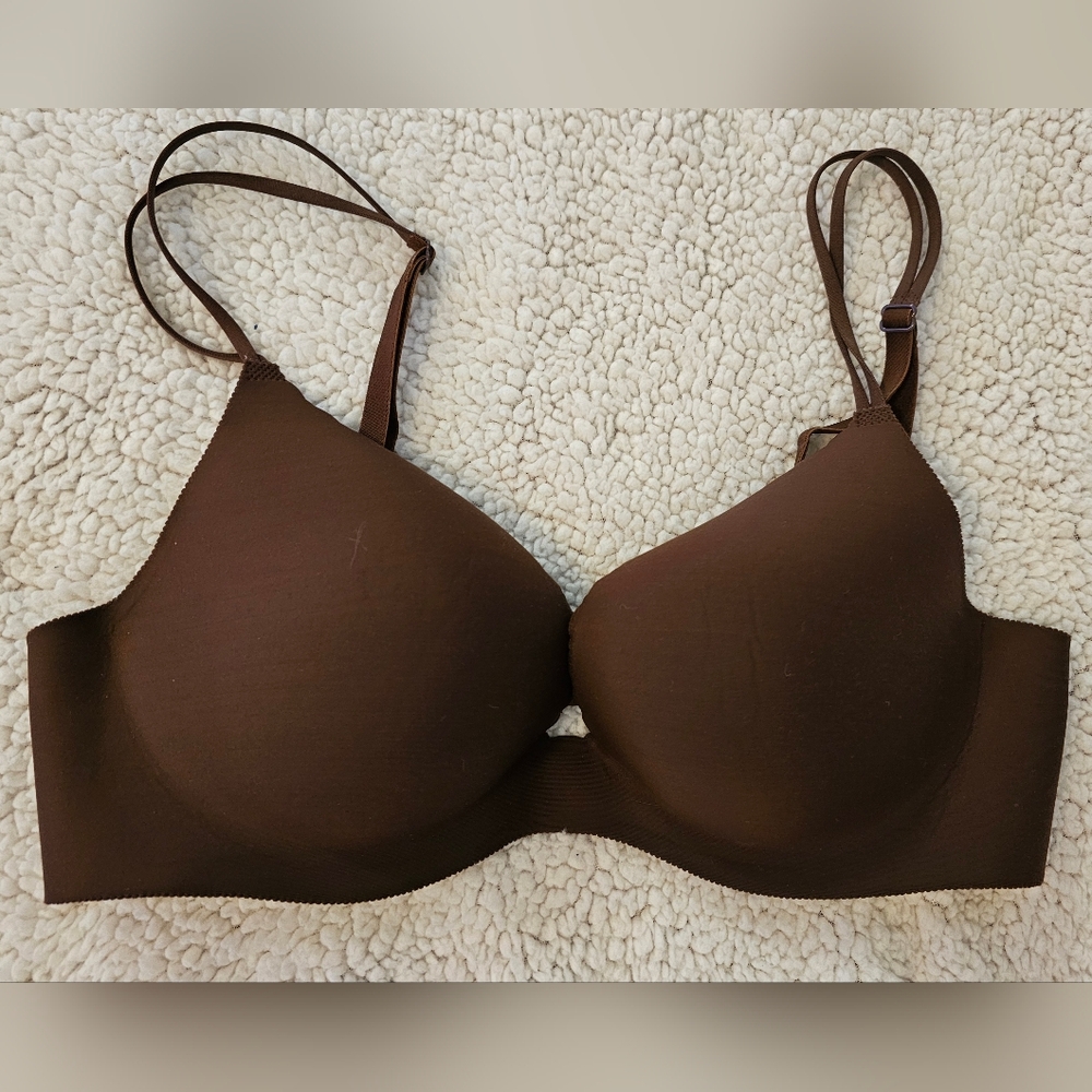 Victoria's Secret ANGELS Secret Embrace Brown T-Shirt Bra with Underwire Support
